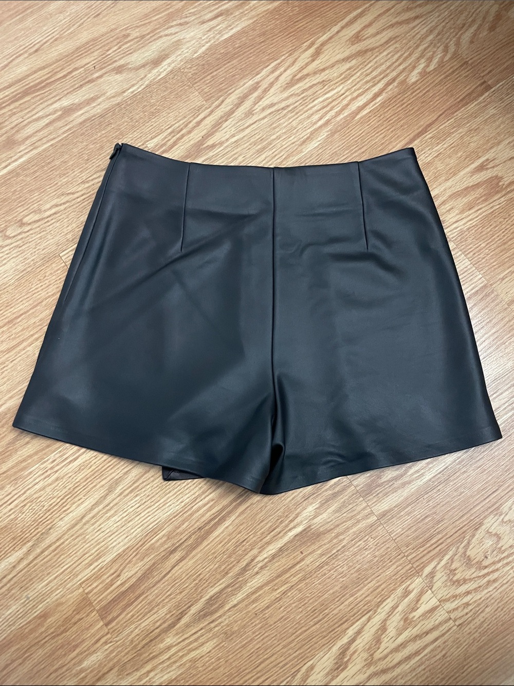 Marcella NYC Lindy Skort, Black, Size S - Picture 6 of 9